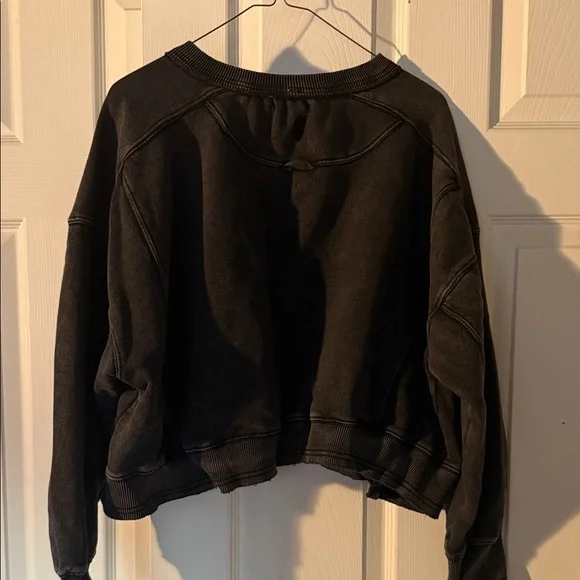 Free People Black Cropped Sweatshirt - Picture 3 of 3